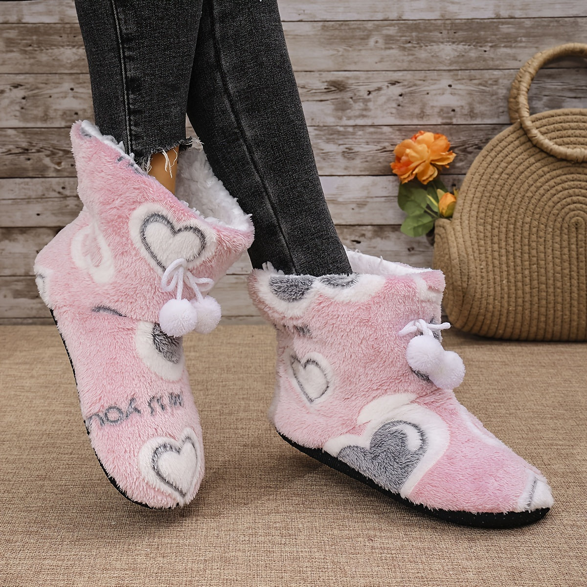 Women's Elegant Heart-Shaped Soft Sole Slippers, Winter Gray Quiet Home Shoes with Fabric Upper and Lining