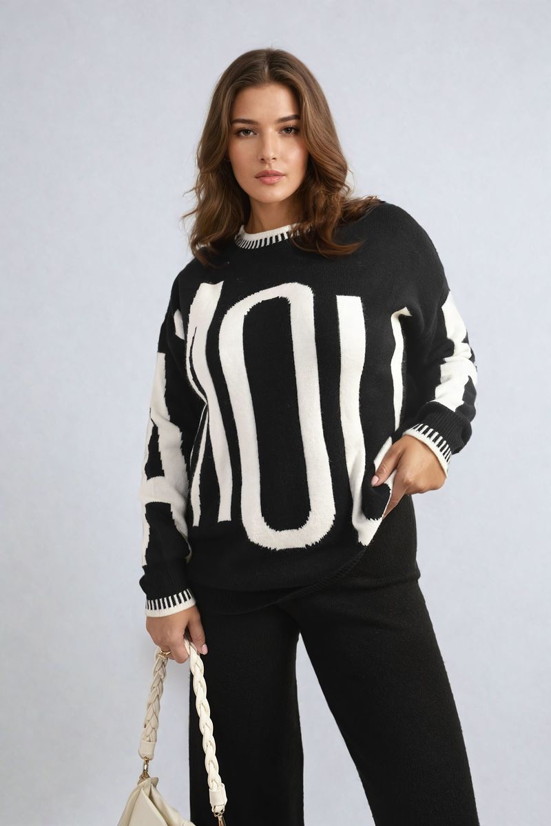 Amour Graphic Long Sleeve Knitted Jumper-3